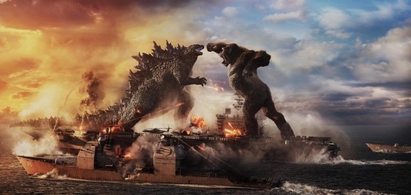 Courtesy of Warner Bros. Pictures and Legendary Pictures BILDUNTERSCHRIFT: (L-r) GODZILLA battles KONG in Warner Bros. Pictures’ and Legendary Pictures’ action adventure “GODZILLA VS. KONG,” a Warner Bros. Pictures and Legendary Pictures release